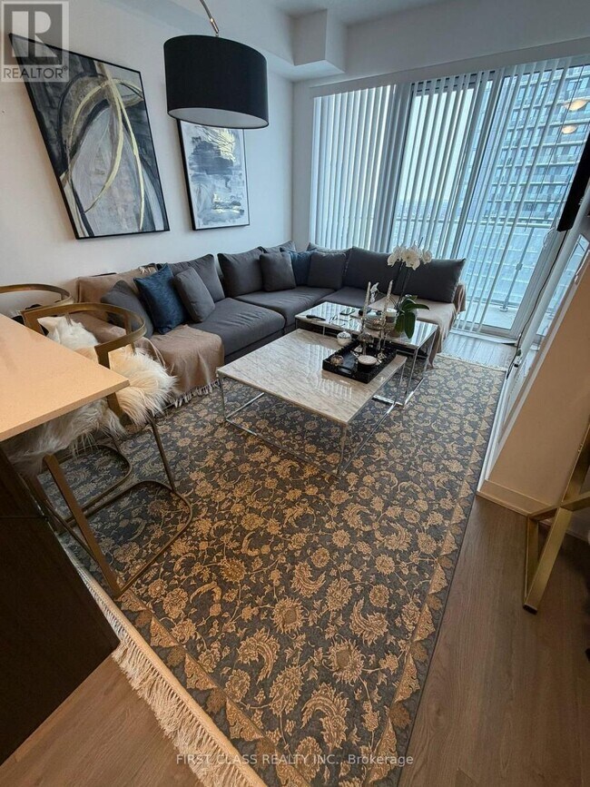 Photo du bâtiment - 5180 Yonge St