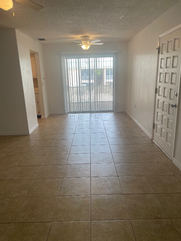 Building Photo - 3907 Del Prado Blvd S
