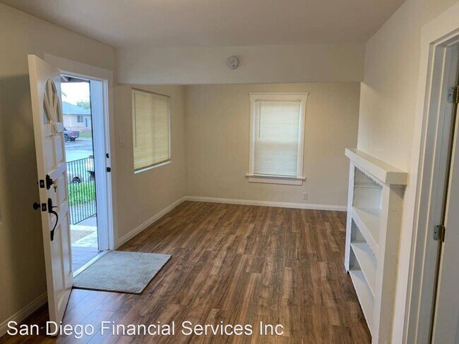 Foto del edificio - 2 br, 1 bath House - 2883 Webster Ave.