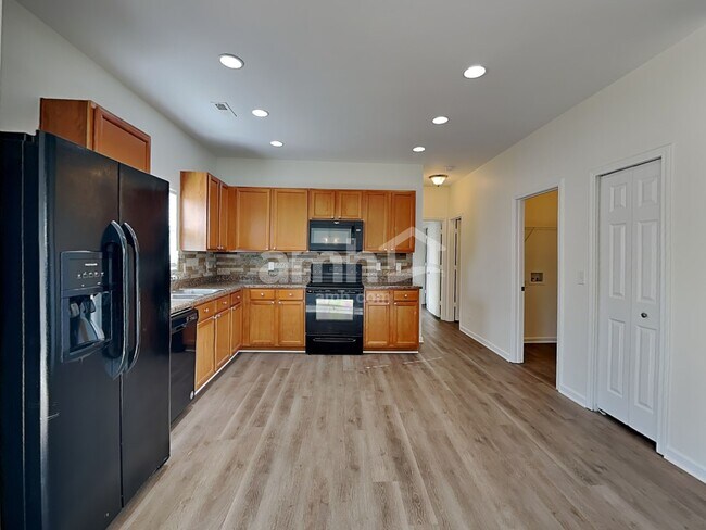 Foto del edificio - 1019 Green Terra Rd