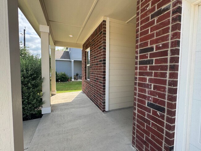 Foto del edificio - Spacious 4 Bedroom 3 Full Bath home in the Liberte Community!