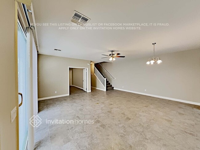 Foto del edificio - 2587 N Riley Rd