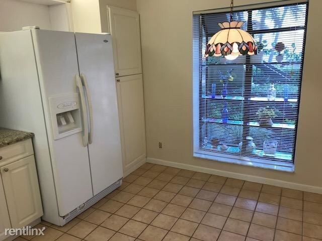 Building Photo - 2 br, 2.5 bath Condo - 3309 Perimeter Dr