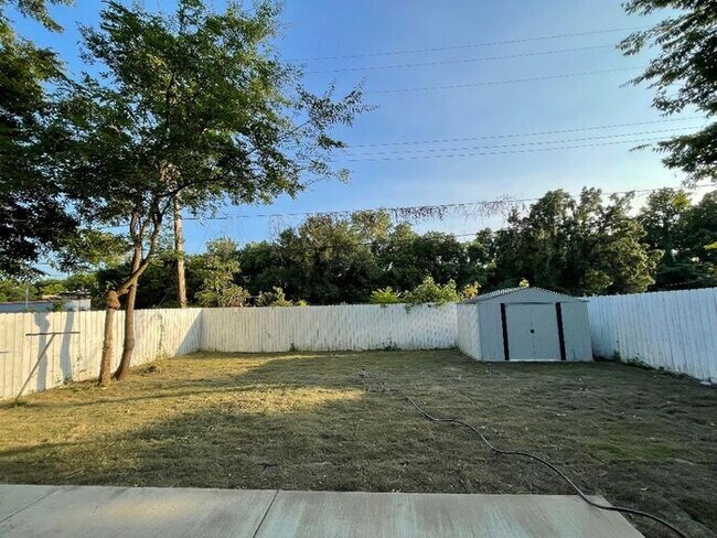 Foto del edificio - Midtown Charm!  Updated 3BR/2BA house