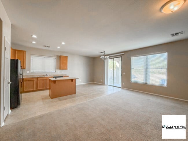 Building Photo - Exquisite 3/2 Tolleson House with Spacious...