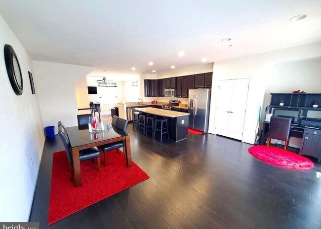 Foto del edificio - 5409 Double Day Ln