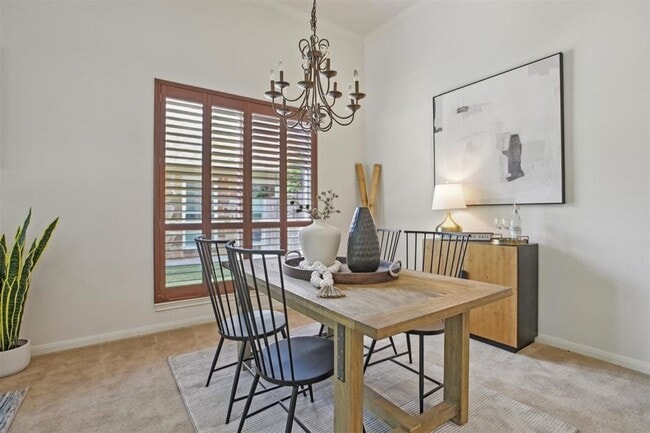 Foto del edificio - Red Oaks Subdivision / 5 bedrooms, 4 bathr...