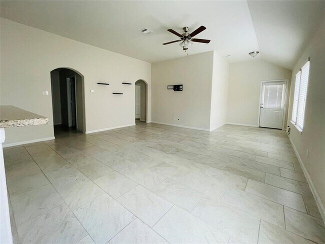 Building Photo - 21335 Cypress Live Oak Dr