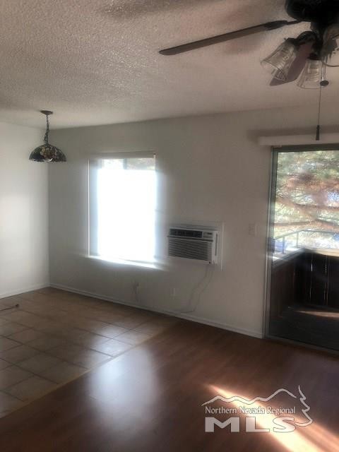 Foto del edificio - 4608 Neil Rd