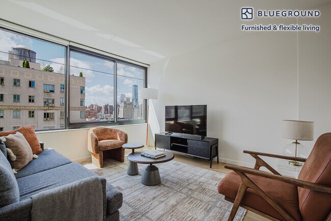 Building Photo - 180 W 20th St