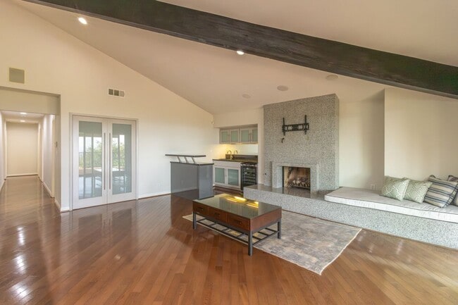 Building Photo - 1212 Arno Dr