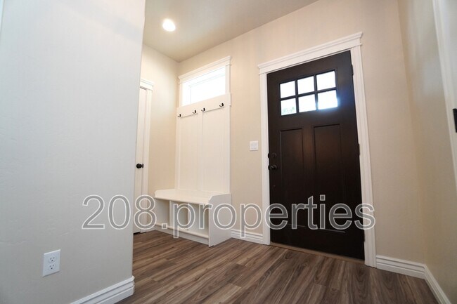 Foto del edificio - 38 E Ranch Dr