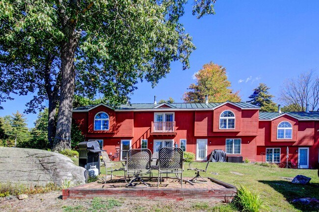 Foto del edificio - 98 Washington Rd