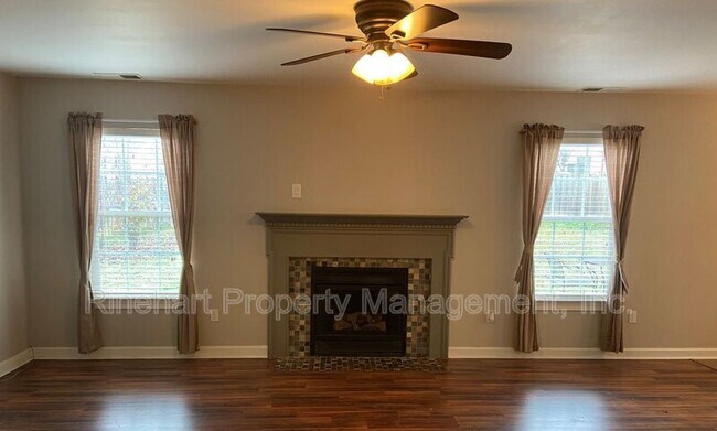 Building Photo - 1694 Baylor Dr