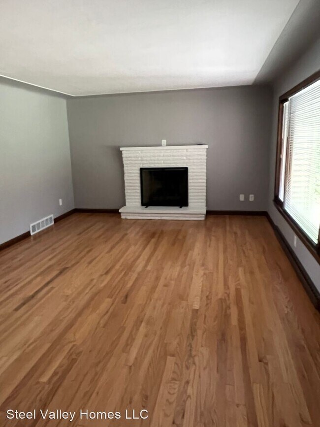Building Photo - 3 br, 1 bath House - 6520 Diana Drive