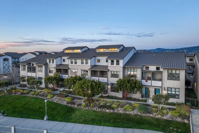 Foto del edificio - 2869 Regatta Dr