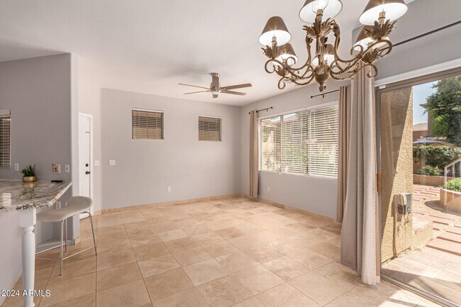 Foto del edificio - 4049 E Melinda Ln