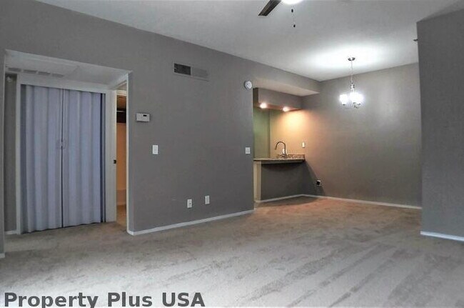 Foto del edificio - "Chic Scottsdale Retreat: Cozy 1-Bedroom Gem with Modern Comforts!"
