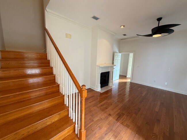 Building Photo - 105 Serenity Ln