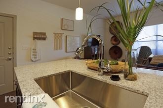 Building Photo - 27695 I-10