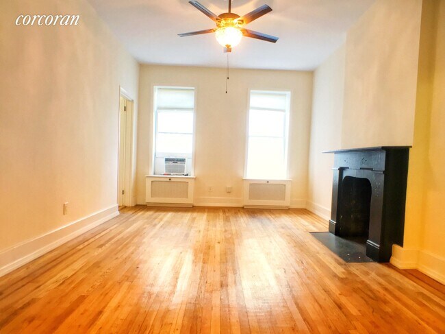 Building Photo - 344 E 58th St