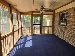 Building Photo - 400 S Sage Ave