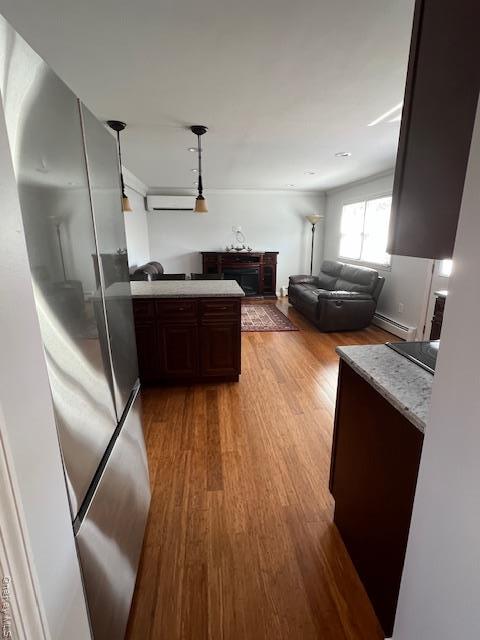 Foto principal - 570 S 14th St