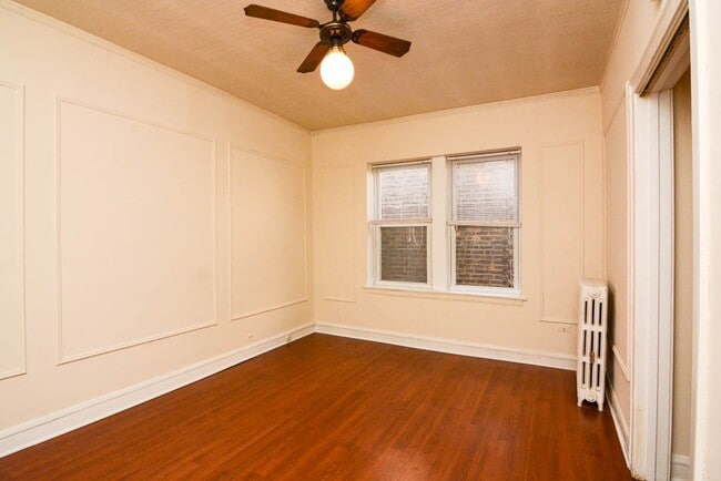 Foto del edificio - 2830 N Burling St