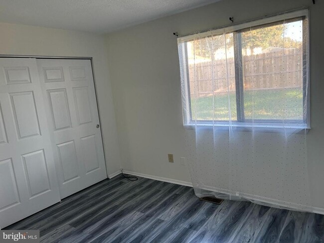 Building Photo - 388 Aldeberan Dr