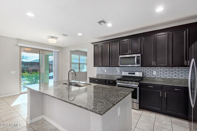 Foto del edificio - 2927 W Westland Rd