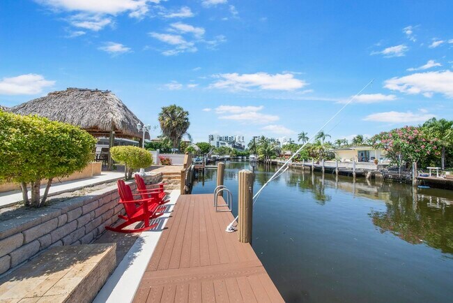 Foto del edificio - 220 SE 2nd Ave