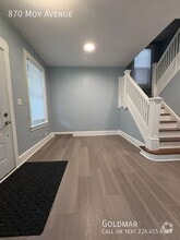 Building Photo - 870 Moy Ave