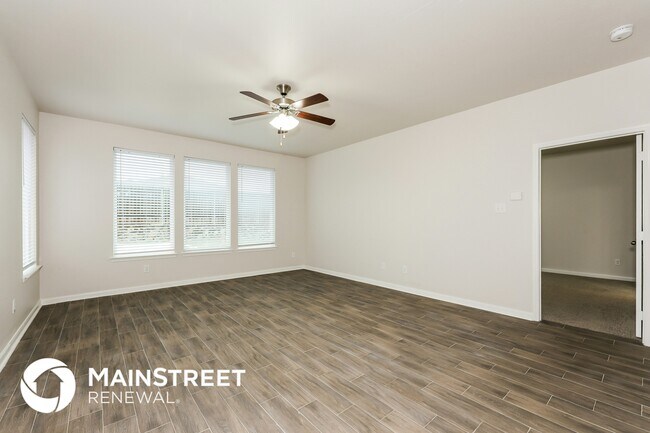 Building Photo - 9430 Smoke Tree Dr