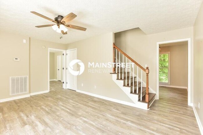 Foto del edificio - 3 Bedroom Pet-Friendly Home in FAIRVIEW, TN with Main Street Renewal