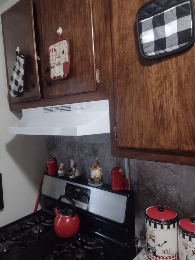 Foto del edificio - Spacious 2 bedroom -don't wait this will not last
