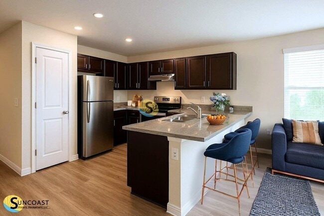 Building Photo - 6408 Sweetbay Ln