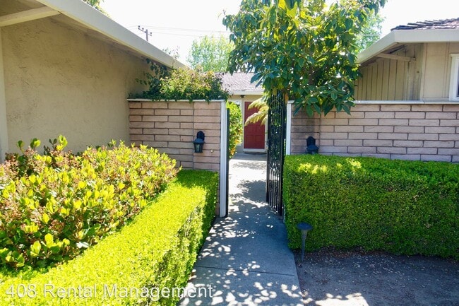 Building Photo - 3 br, 2 bath House - 1002 Hollenbeck Avenue