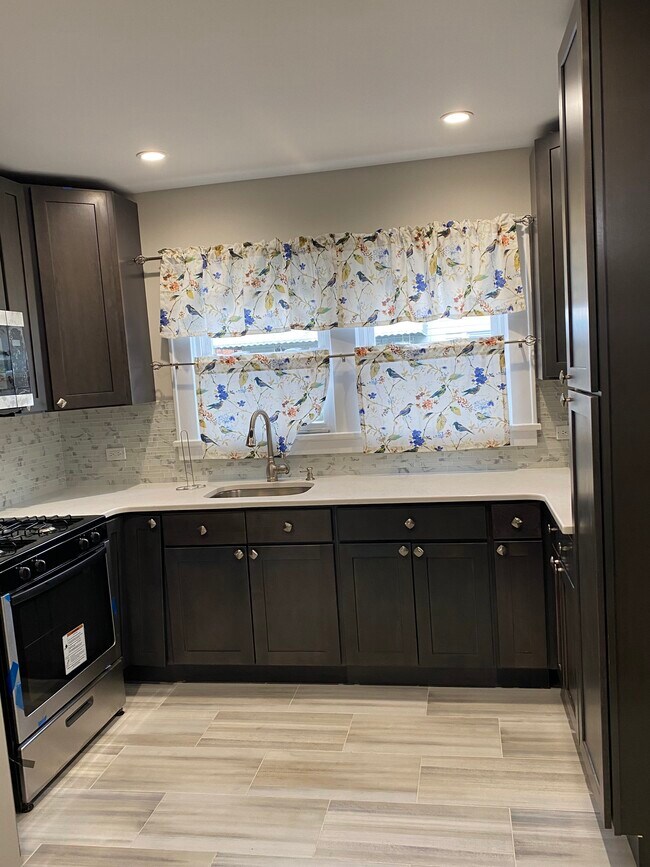 Foto del edificio - 120 S 1st Ave