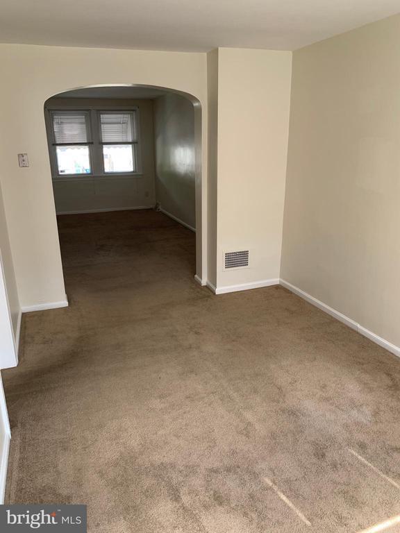 Building Photo - 4234 Passmore St