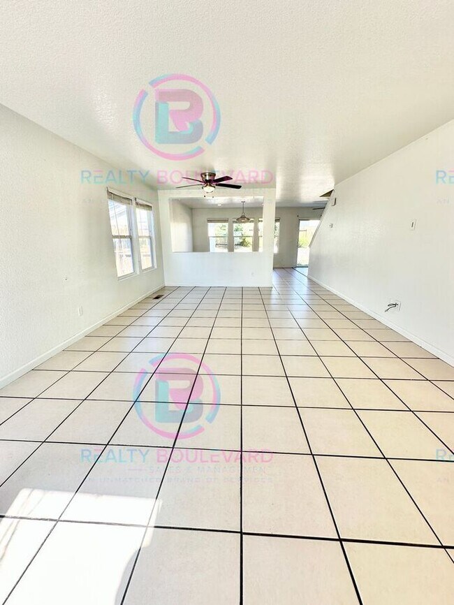 Building Photo - Gorgeous 4BR Home with Granite Counters, Open-Concept Living & 2 car garage