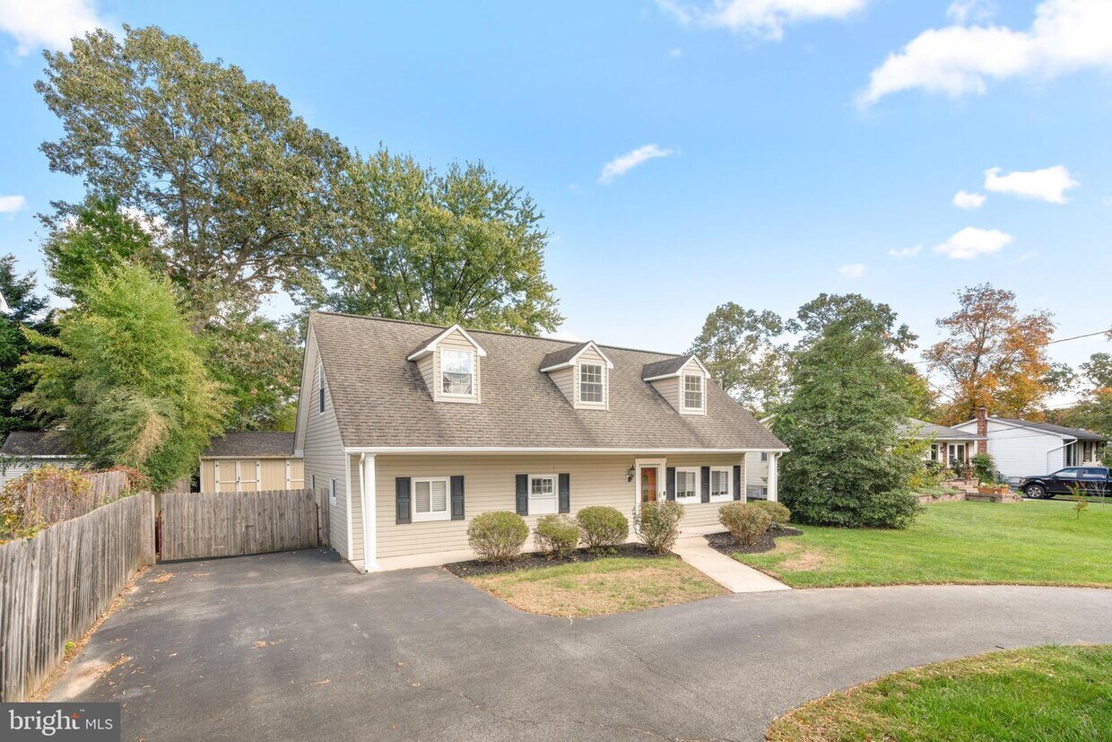 269 9th St, Pasadena, MD 21122 House for Rent in Pasadena, MD