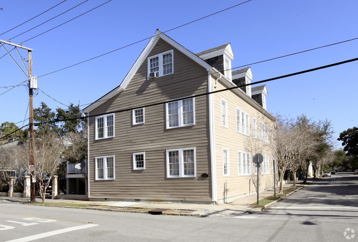 138 Bull St, Charleston, SC 29401 Apartments in Charleston, SC