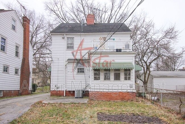 Foto del edificio - 3801 Woodridge Rd