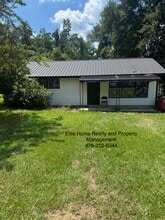 Building Photo - 3935 Spencer Cir