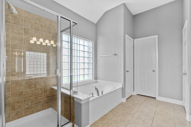 Building Photo - Stunning 1 story home in sought-after Mira...
