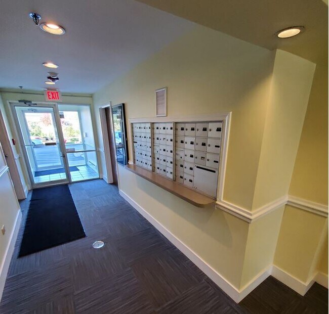 Building Photo - 3265 Kirchoff Rd