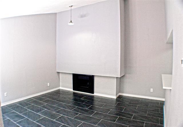 Foto del edificio - 8560 Park Ln