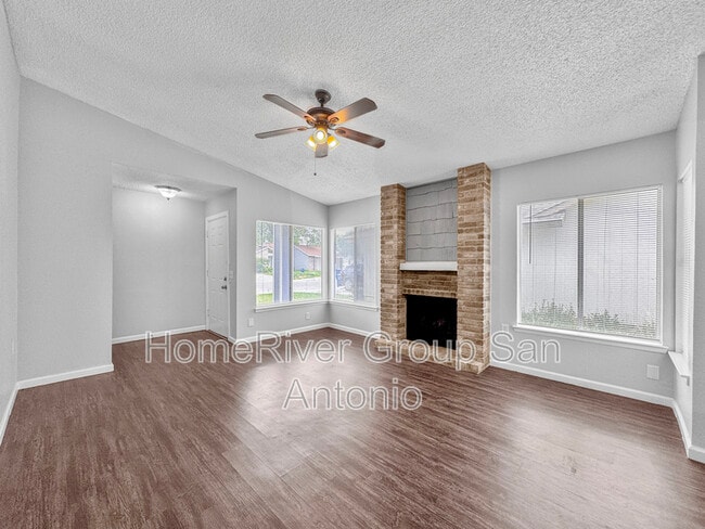 Building Photo - 9510 Bowen Dr