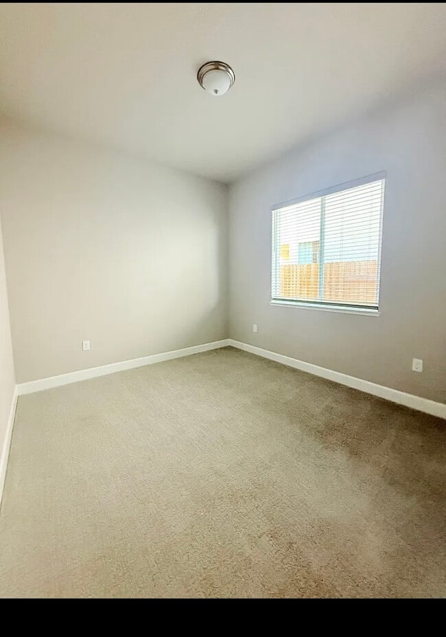 Building Photo - 1521 Wadsworth Cir