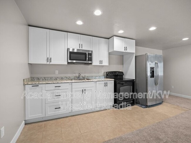 Building Photo - 15179 S Cantle Dr